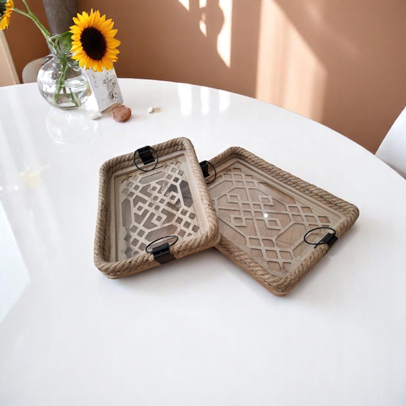 Tabaka 2 pjesë me thurrje forme katrore Tabaka 2 pjesë me thurrje forme katrore